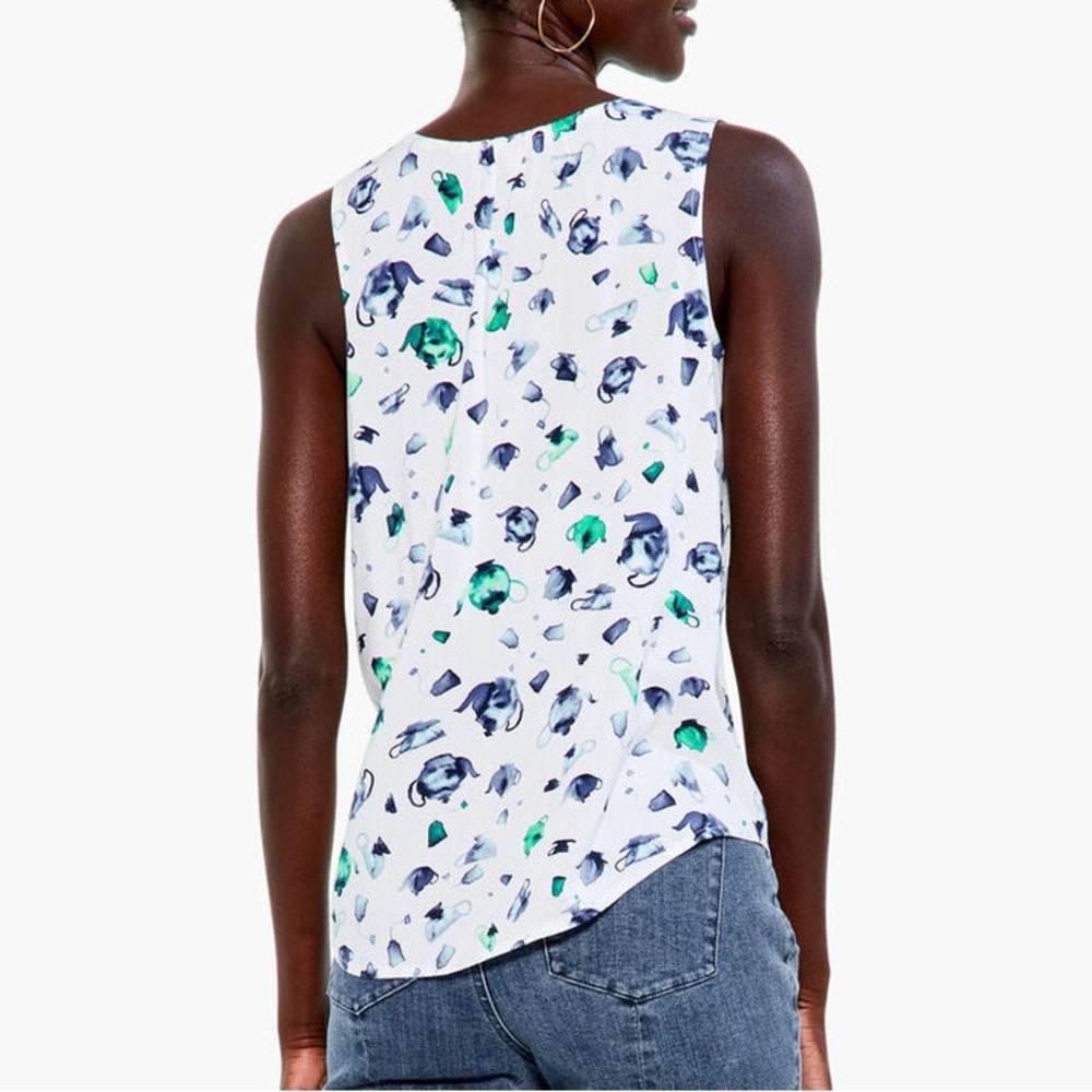 Nic+Zoe White Blue Teapot Print V-Neck Tank Top Shirt - Picture 6 of 10